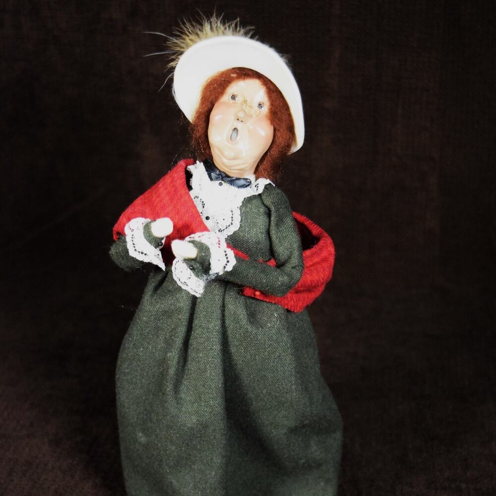 Byers' Choice Vtg 1993 Lady Carolor Figurine Green Dress Red Shawl Christmas - Picture 5 of 15